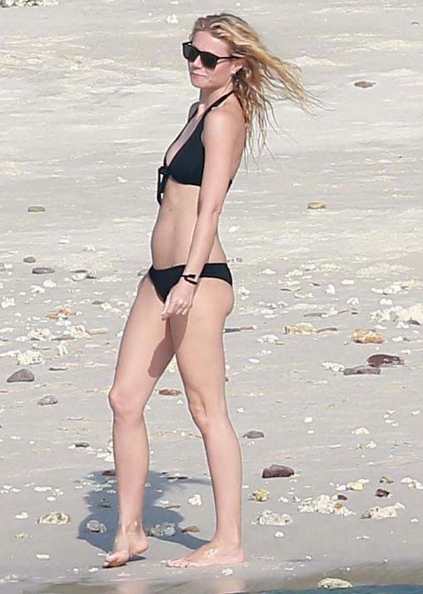 Gwyneth Paltrow Bikini Mexico