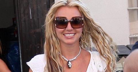 Britney Spears Goes Fully Naked In Jaw-Dropping Photo