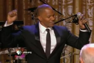 2011__04__Jamie_Foxx_Obama_April12news 300&#215;204.jpg