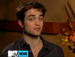 Robert Pattinson on Leaked 'Breaking Dawn' Photos: "Twilight Fans