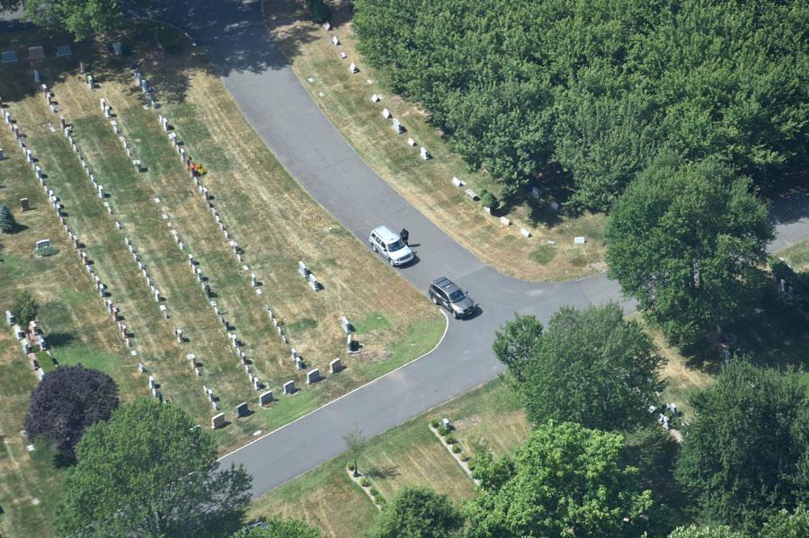 Bobbi kristina brown buried with whitney houston fairview cemetery