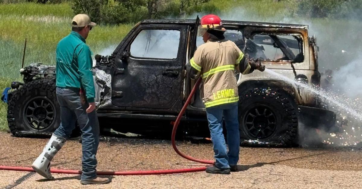 jennifer lopez rescues hairstylist car fire burst flames photos