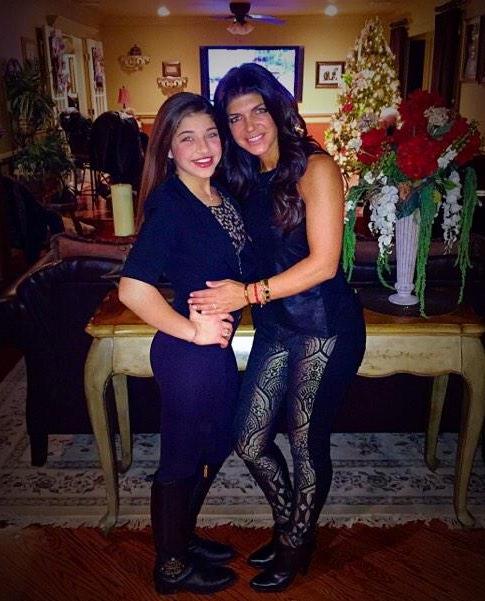 Gia giudice visits teresa giudice 3