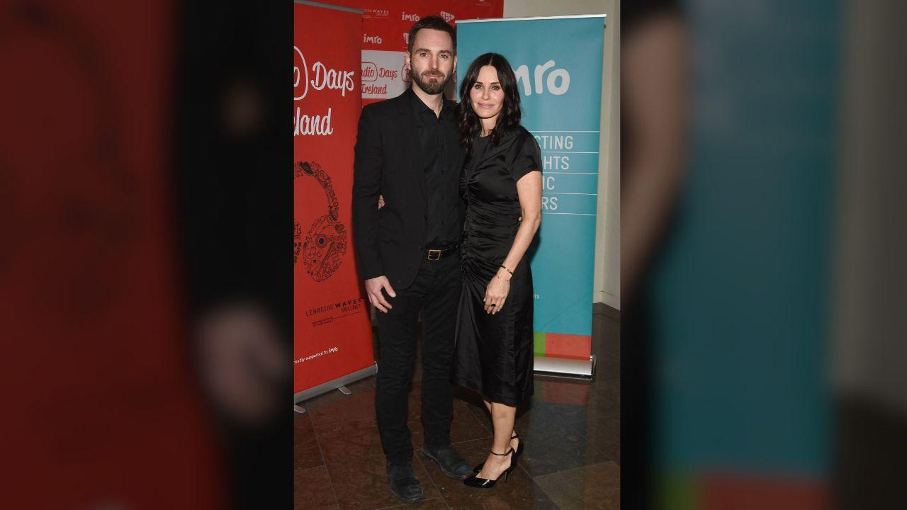 Image of Johnny McDaid and Courteney Cox
