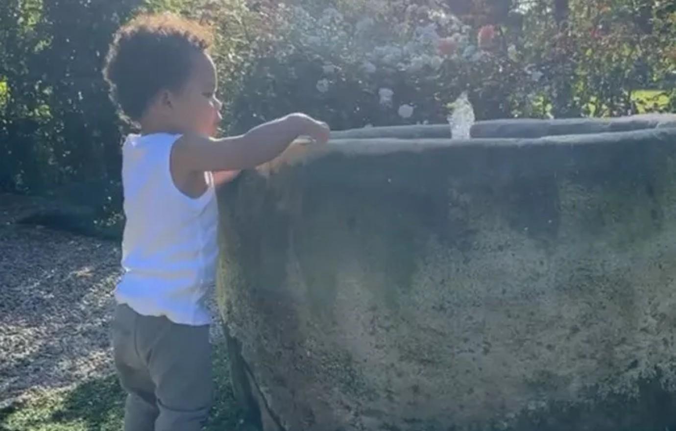 Khloe Kardashian Shares Adorable Clips Of Son Tatum Playing Outside