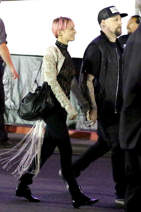 Nicole richie joel madden divorce rumors holding hands