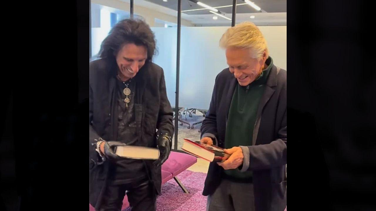 Image of Alice Cooper and Michael Douglas.