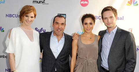 meghan markle snubbed suits costars excluded rewatch podcast