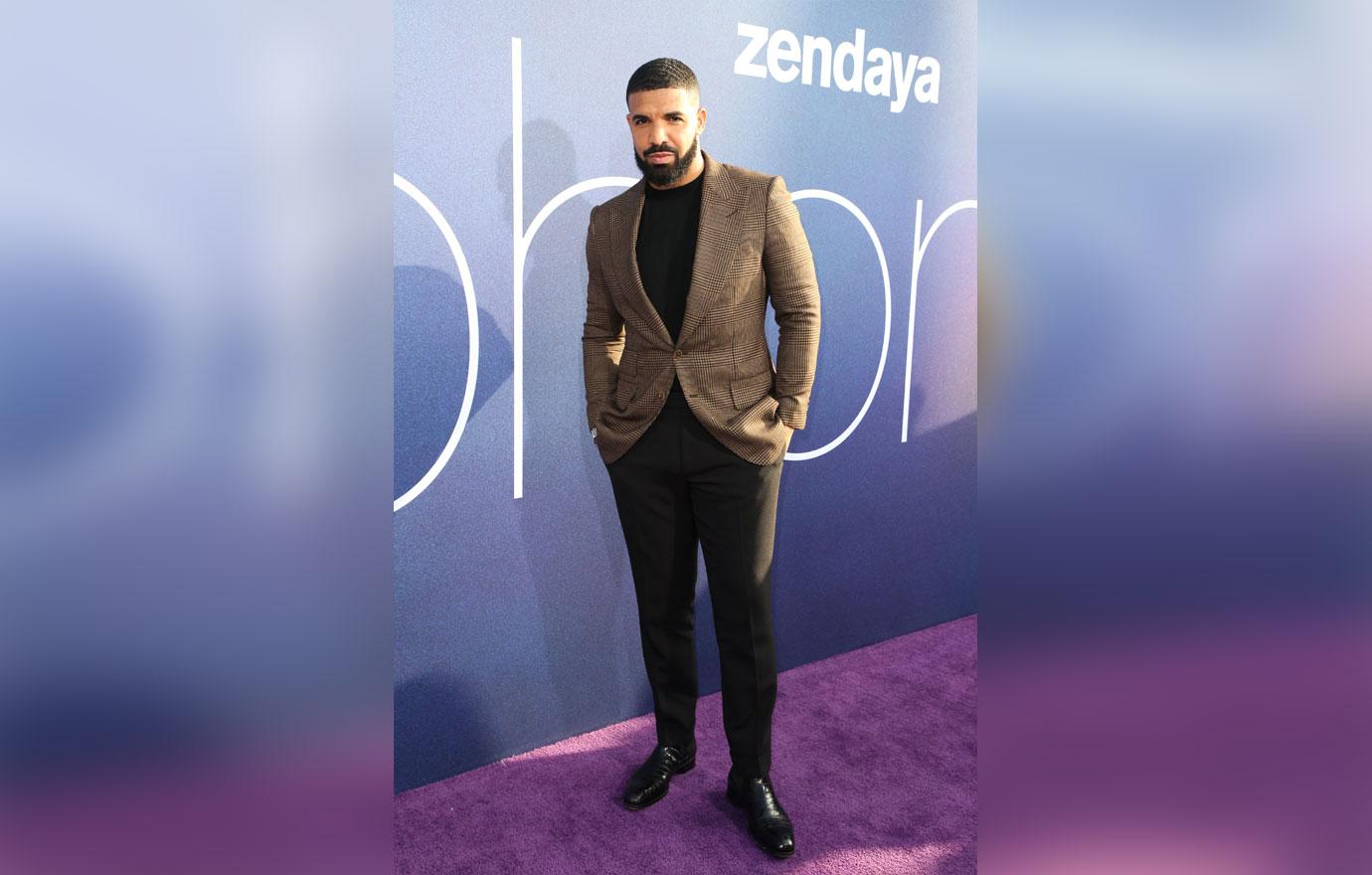 Drake On Red Carpet Kylie Jenner