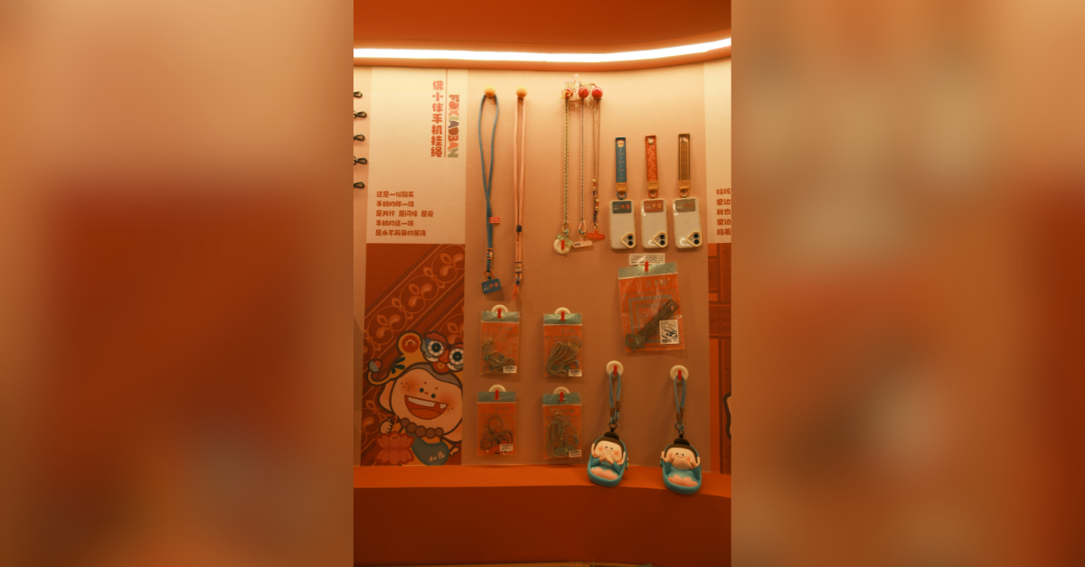 lanyard trends  what should you look for