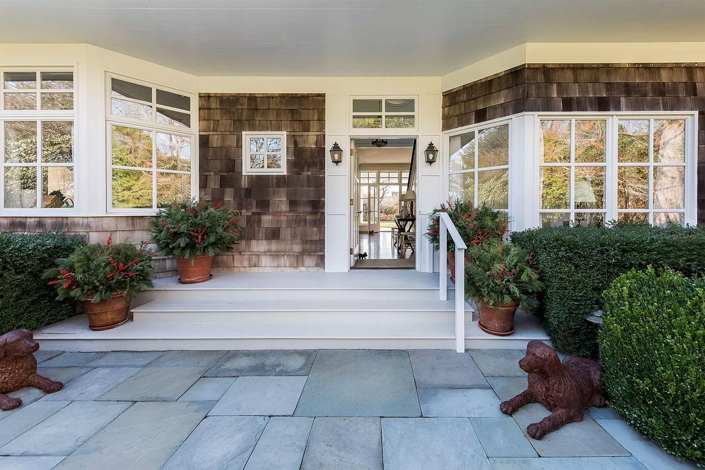 Candice Bergen Lists East Hampton Home