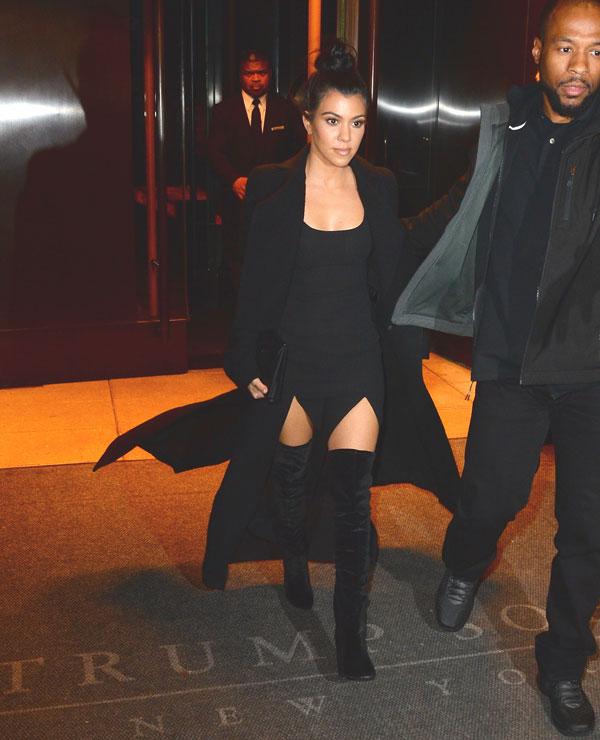 Kourtney kardashian legs nyfw