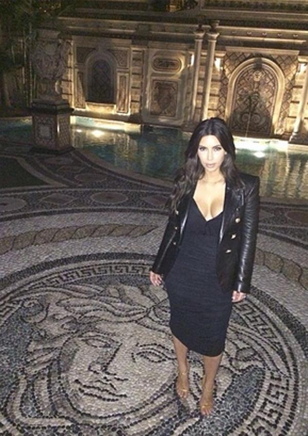 Kim kardashian versace