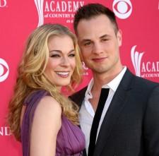 2009__12__leanrimes 225×221.jpg