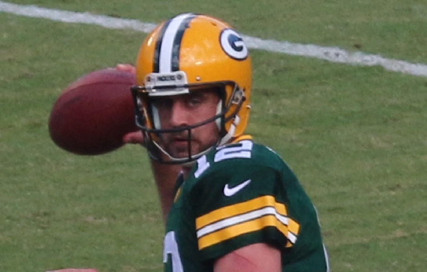 aaron rodgers admits hopes reconcile estranged dad animosity