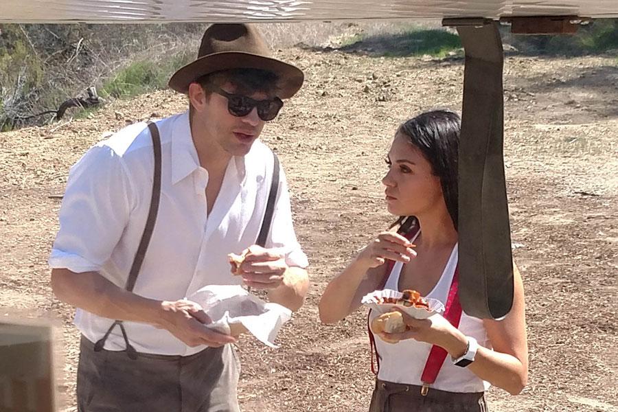 Ashton kutcher mila kunis oktoberfest