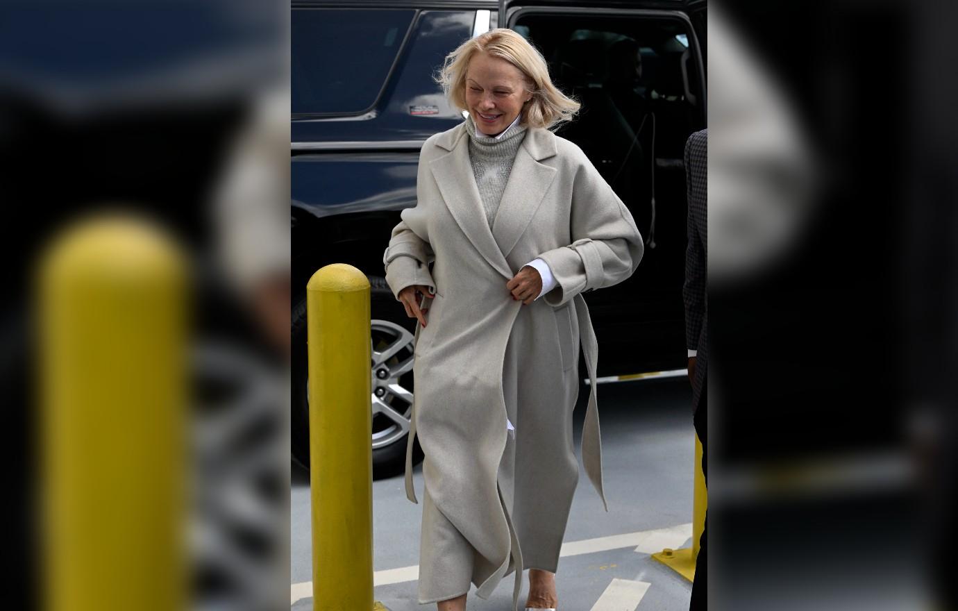 pamela anderson steps out in miami