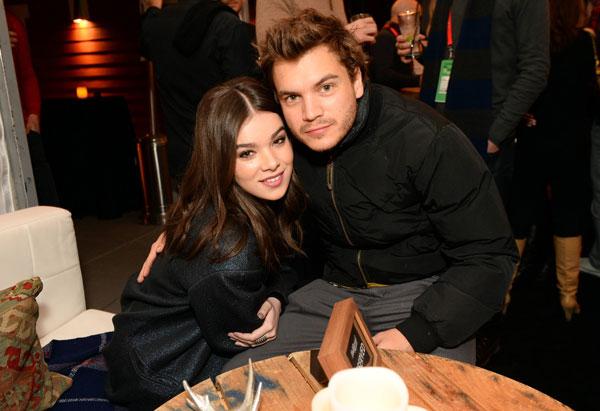 Hailee Steinfeld Emile Hirsch