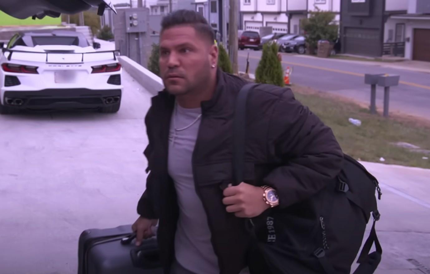 Sammi Giancola & Ronnie Ortiz-Magro Reunite On 'Jersey Shore': Watch