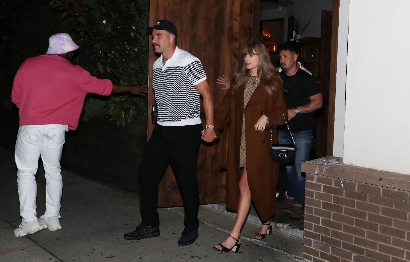 taylor swift supported boyfriend travis kelce fortnight music video