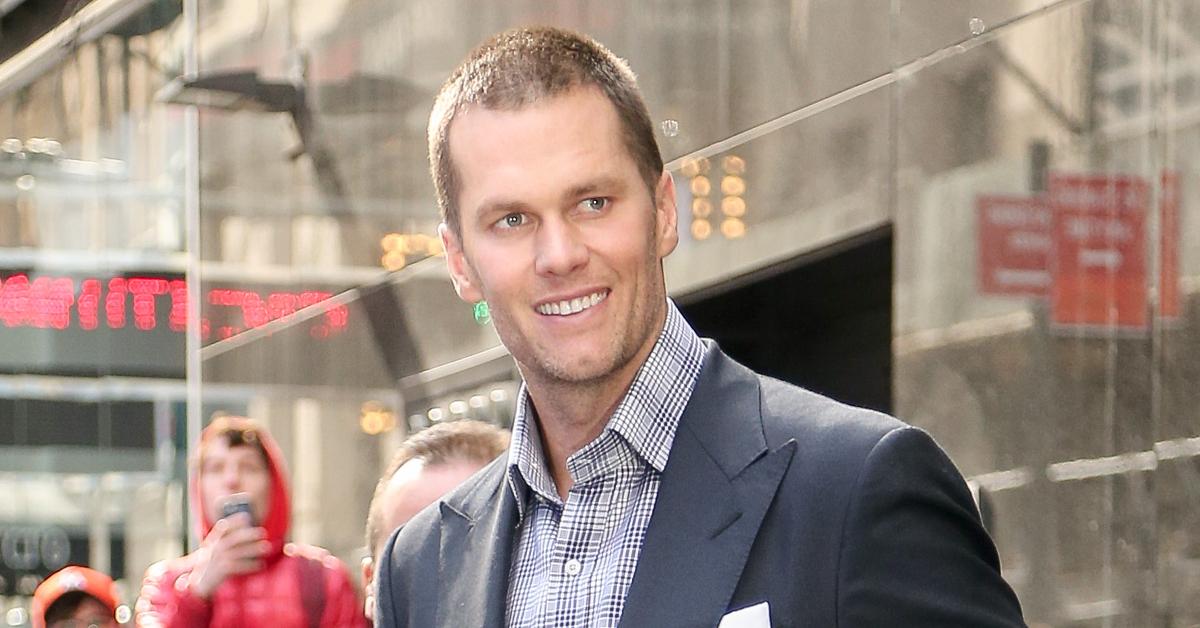 Happy' Tom Brady has pizza with kids after Gisele split