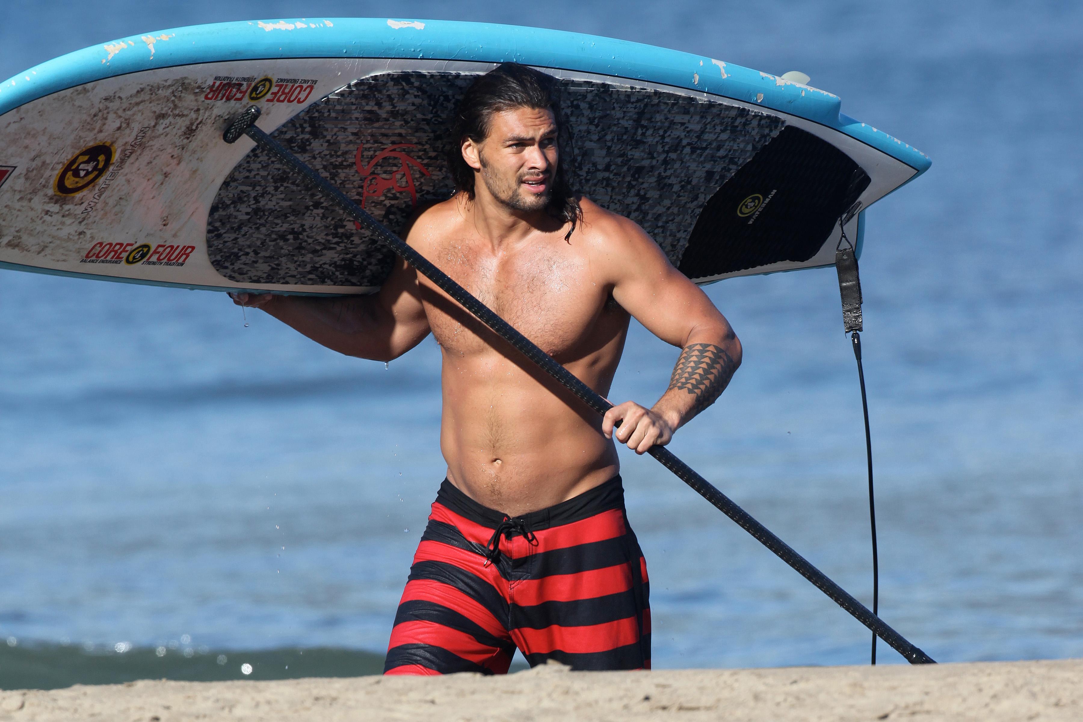 EXCLUSIVE: Jason Mamoa seen on holiday in Hawaii in November 2011