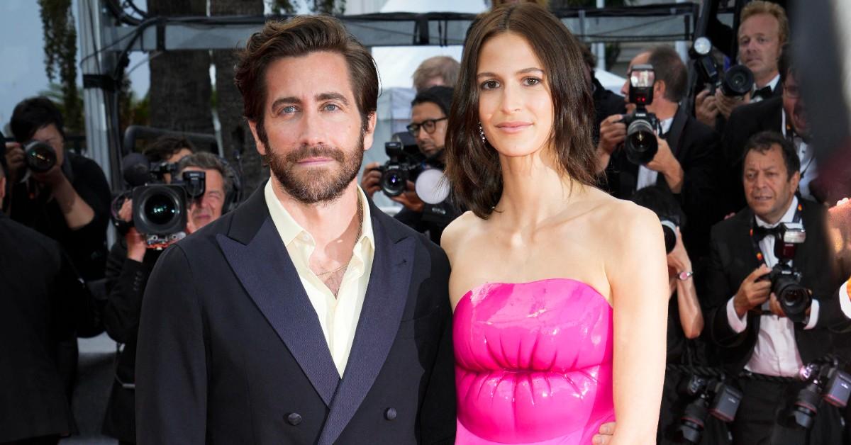 Jake Gyllenhaal on Meeting Brad Pitt Amid Jennifer Aniston Marriage