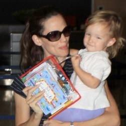 2010__07__Jen_Garner_July29_2 251×300.jpg