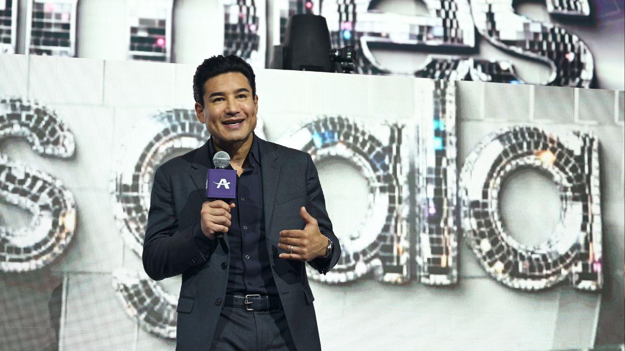 image of Mario Lopez hosts the Almies in Las Vegas for Alma Lasers’ Alma Academy.