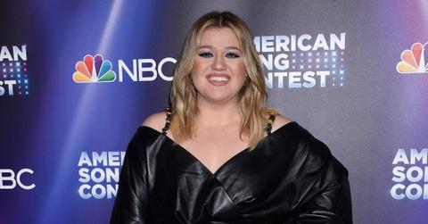 kelly clarkson dress divorce