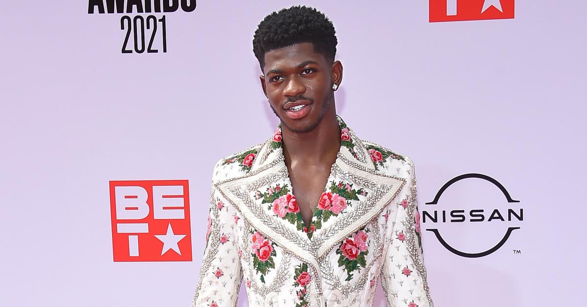 lil nas x responds to haters on twiter over shocking new video