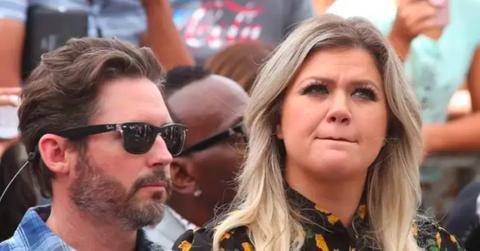 kelly clarkson brandon blackstock overcharged millions manager