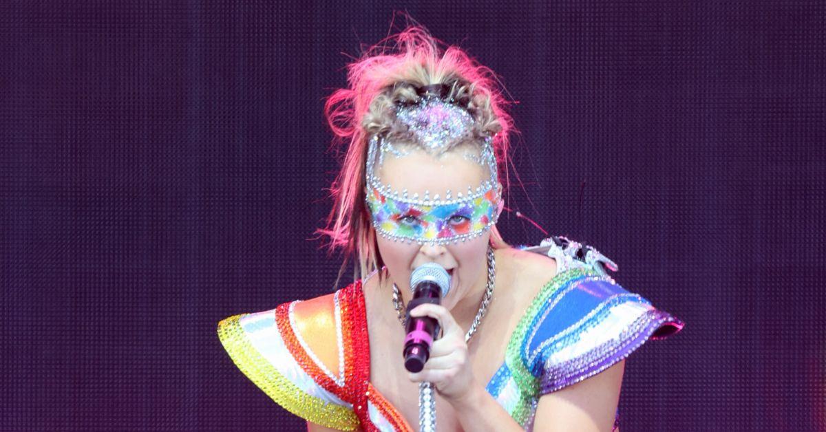 what jojo siwa has said about her sexuality so far