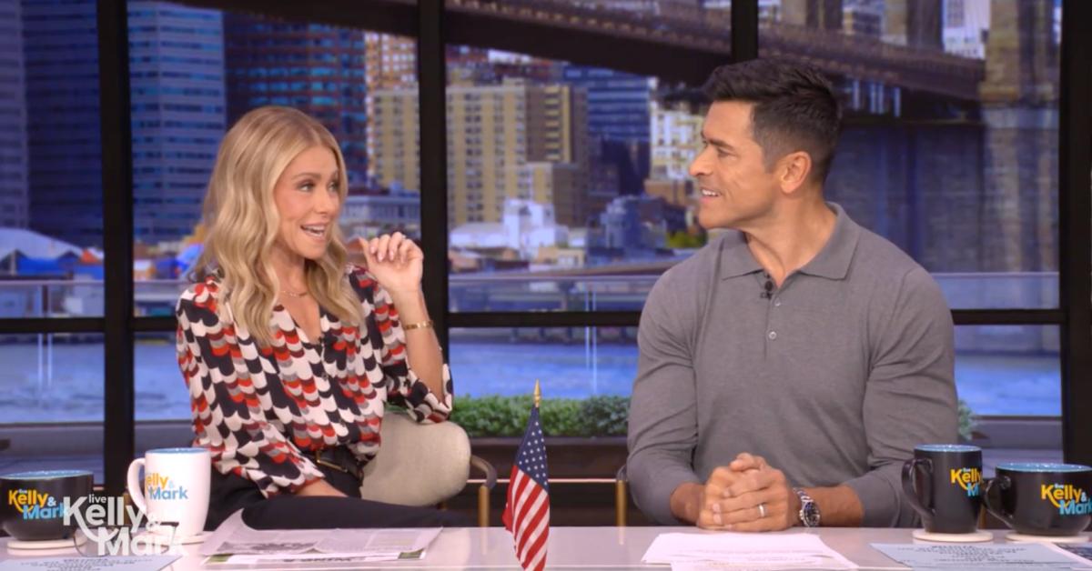 Image of Kelly Ripa admitted Mark Consuelos 'always' has 'good breath.'