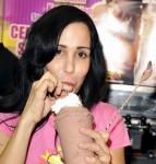 2011__01__Octomom_Jan14 143×150.jpg