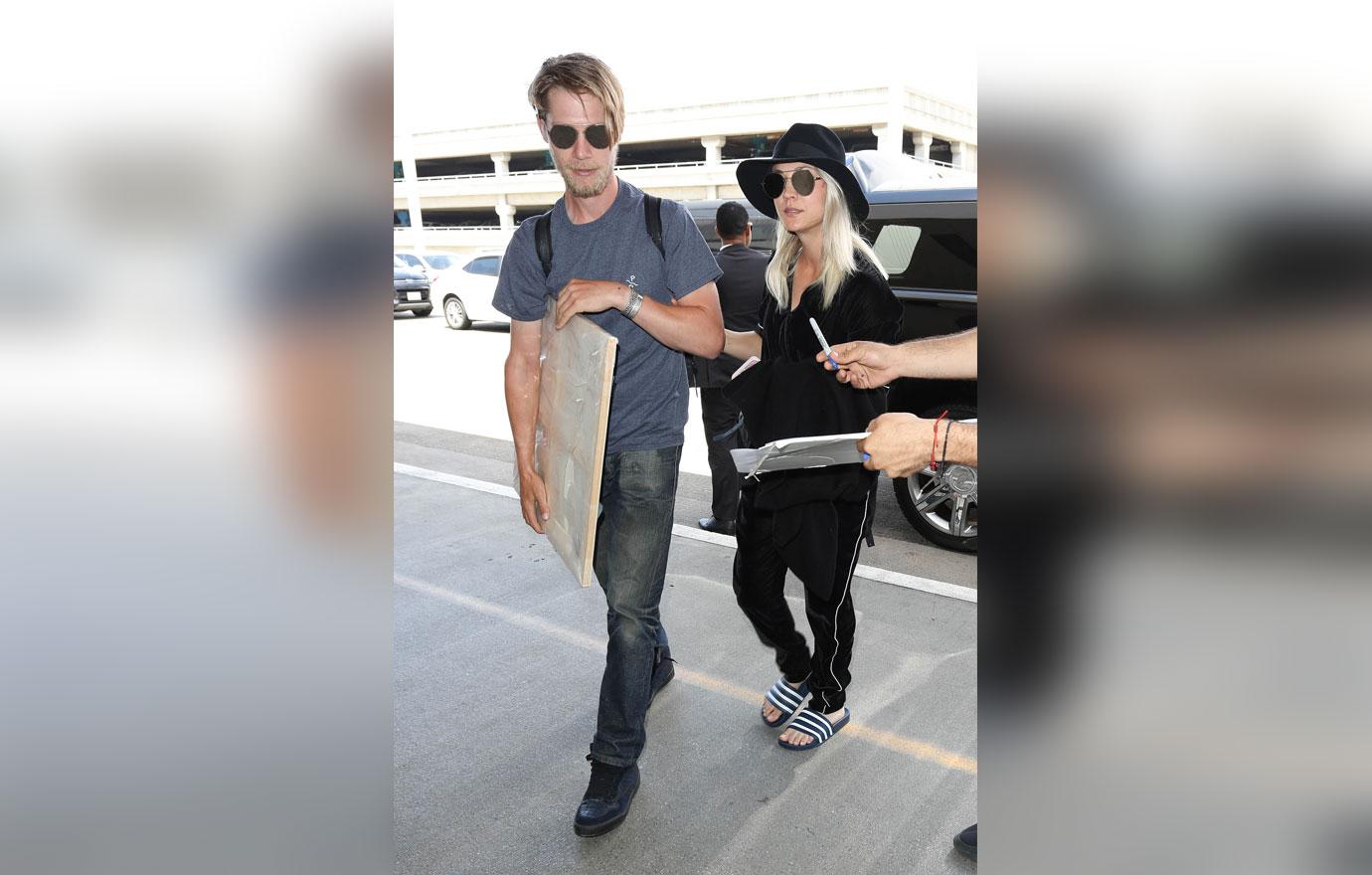 kaley cuoco karl cook worked out pr deal filing for divorce