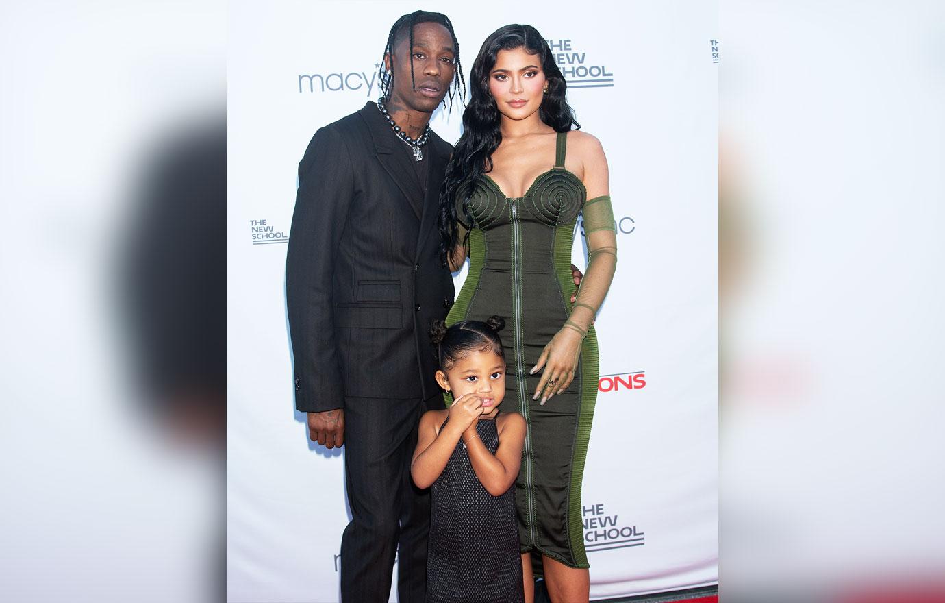 travis scott refuses move in pregnant kylie jenner baby no