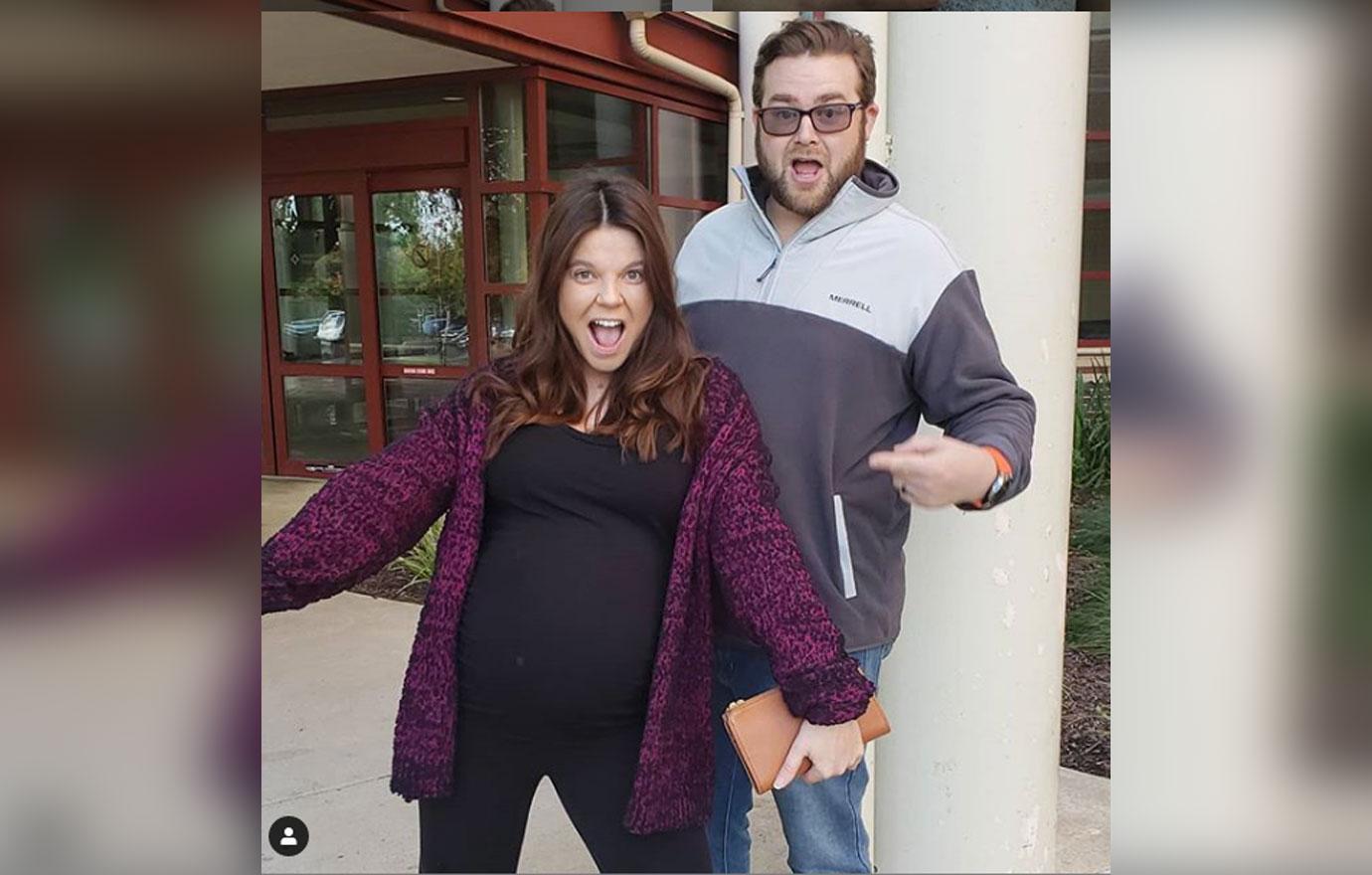 amy duggar pregnant