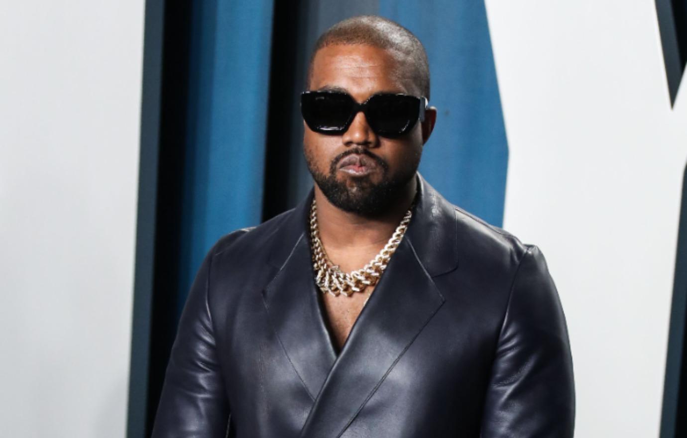 kanye west allegedly retiring music industry leaked texts