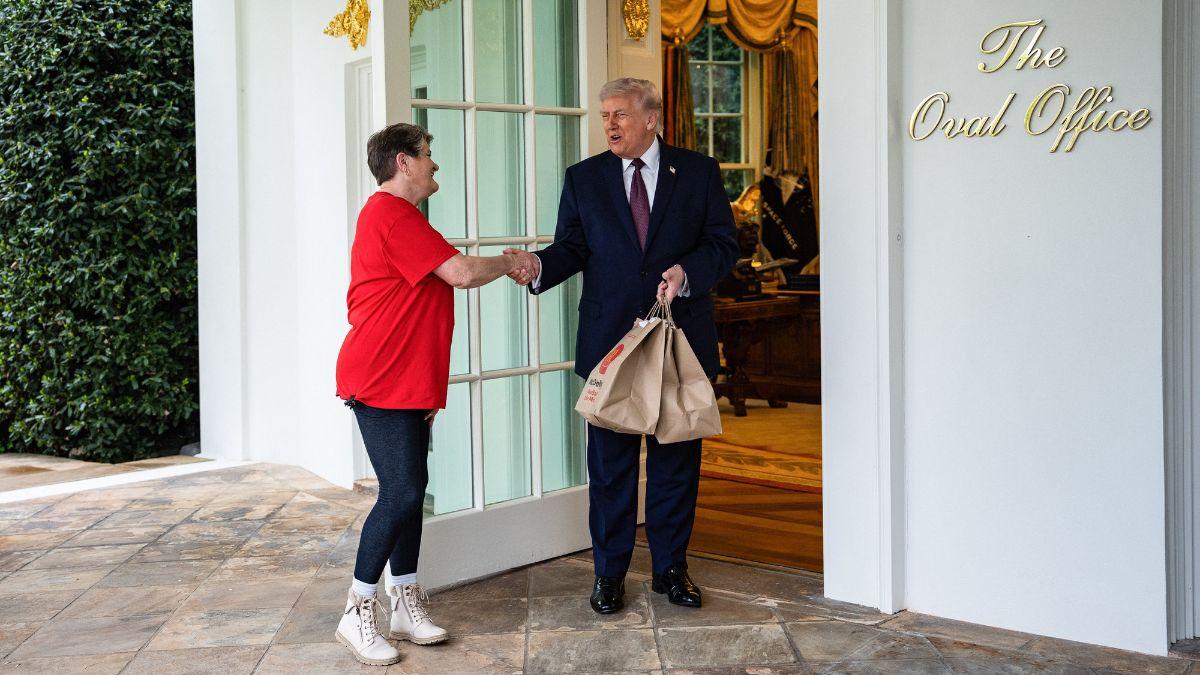 Image of Experts said brands risk losing control once they enter viral political moments.