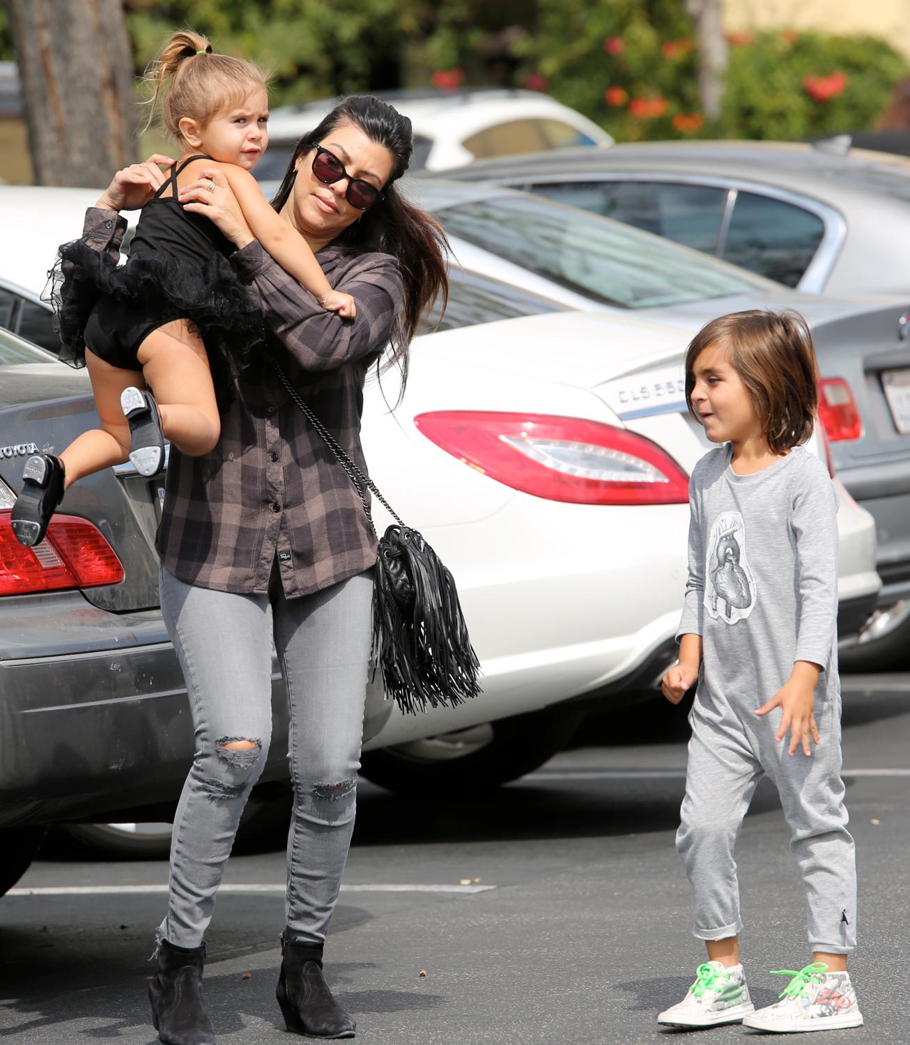 EXCLUSIVE: Kourtney Kardashian seen shopping in Calabasas