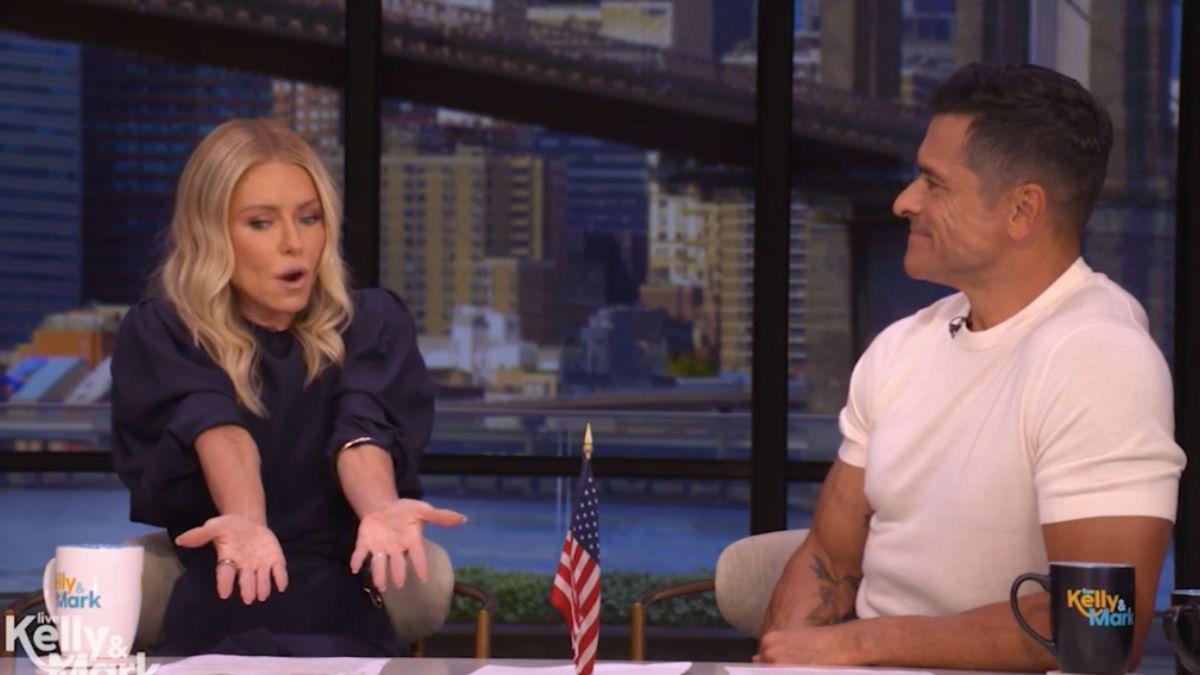Image of Kelly Ripa claimed she does not 'have a problem with snakes existing.'