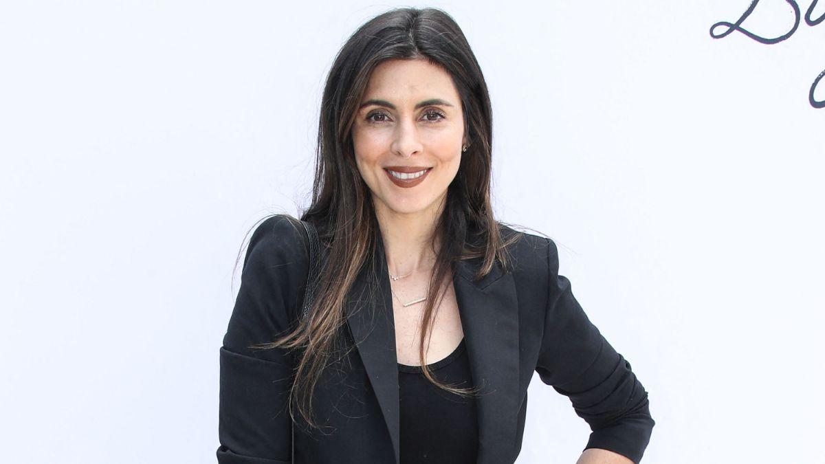 Photo of Jamie-Lynn Sigler called a friend to quickly come over and 'spill beer' on her to cover her mishap.