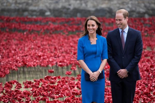 Prince William and Kate Middleton at the Tower of London's Ceramic Poppy Field