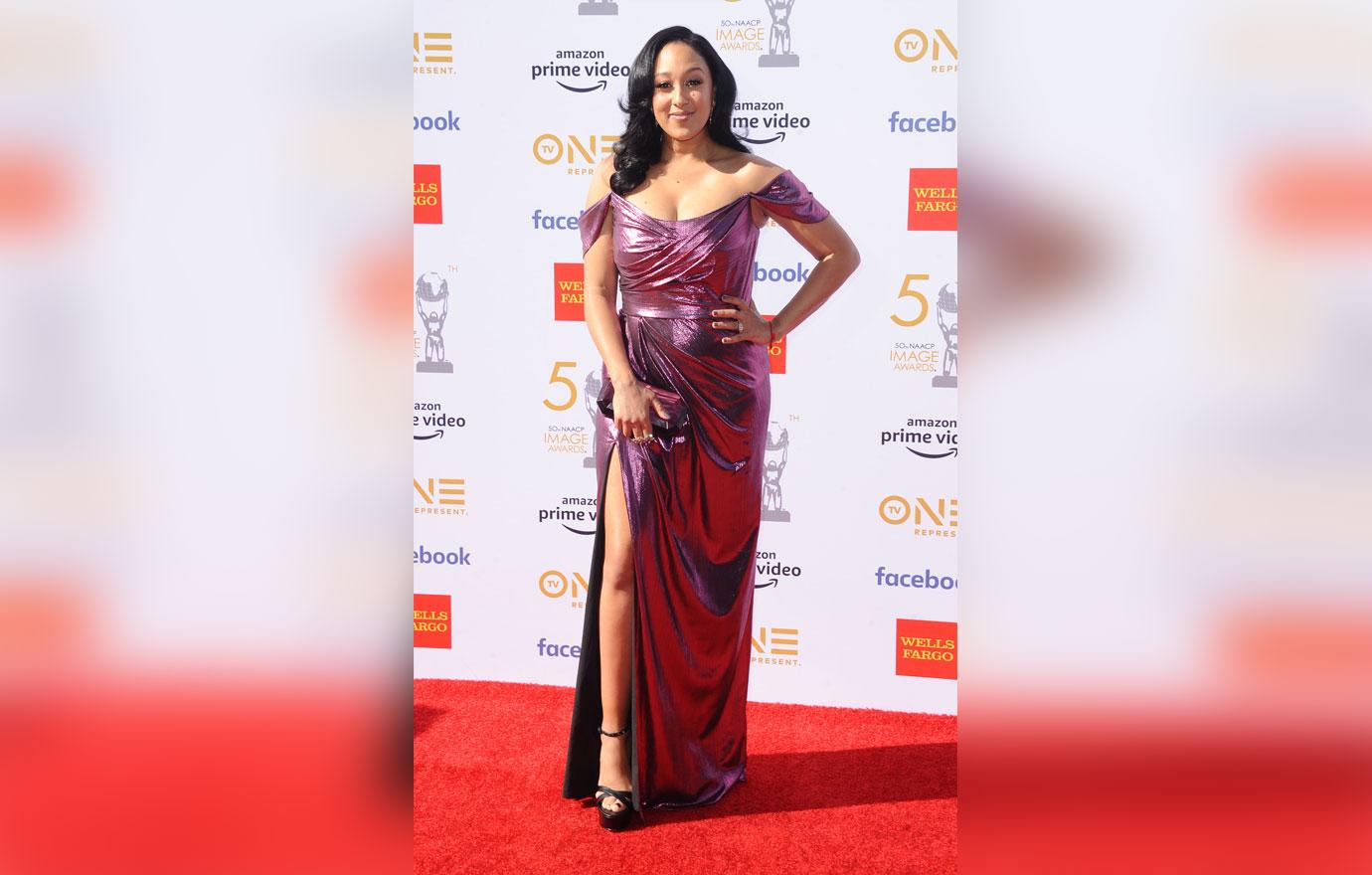 Tamera Mowry At 50th NAACP Image Awards