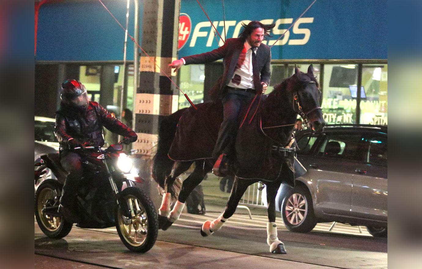 Keanu revees horseback chase motorcyle john wick 3 3