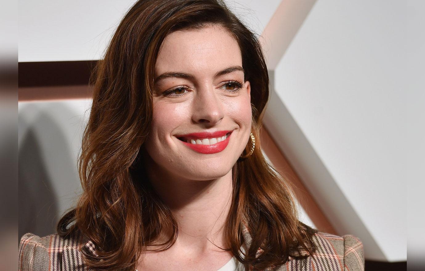 Anne-Hathaway-Denies-Drinking-Problem