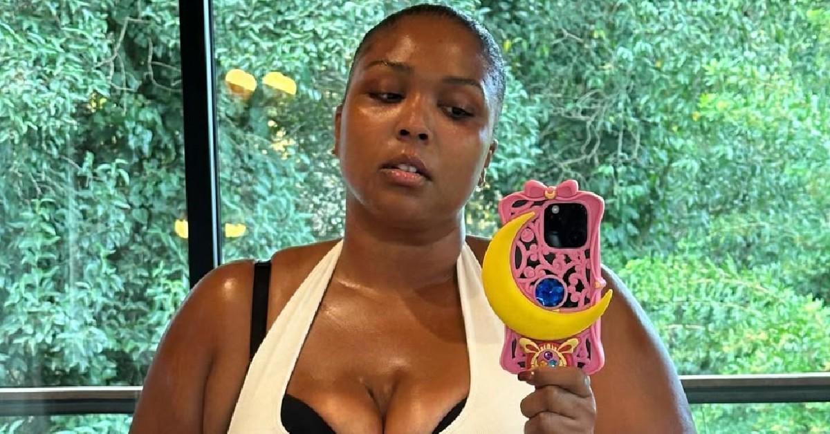 lizzo very toxic relationship social media physically unwell