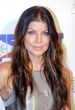 2009__10__fergie 155×225.jpg