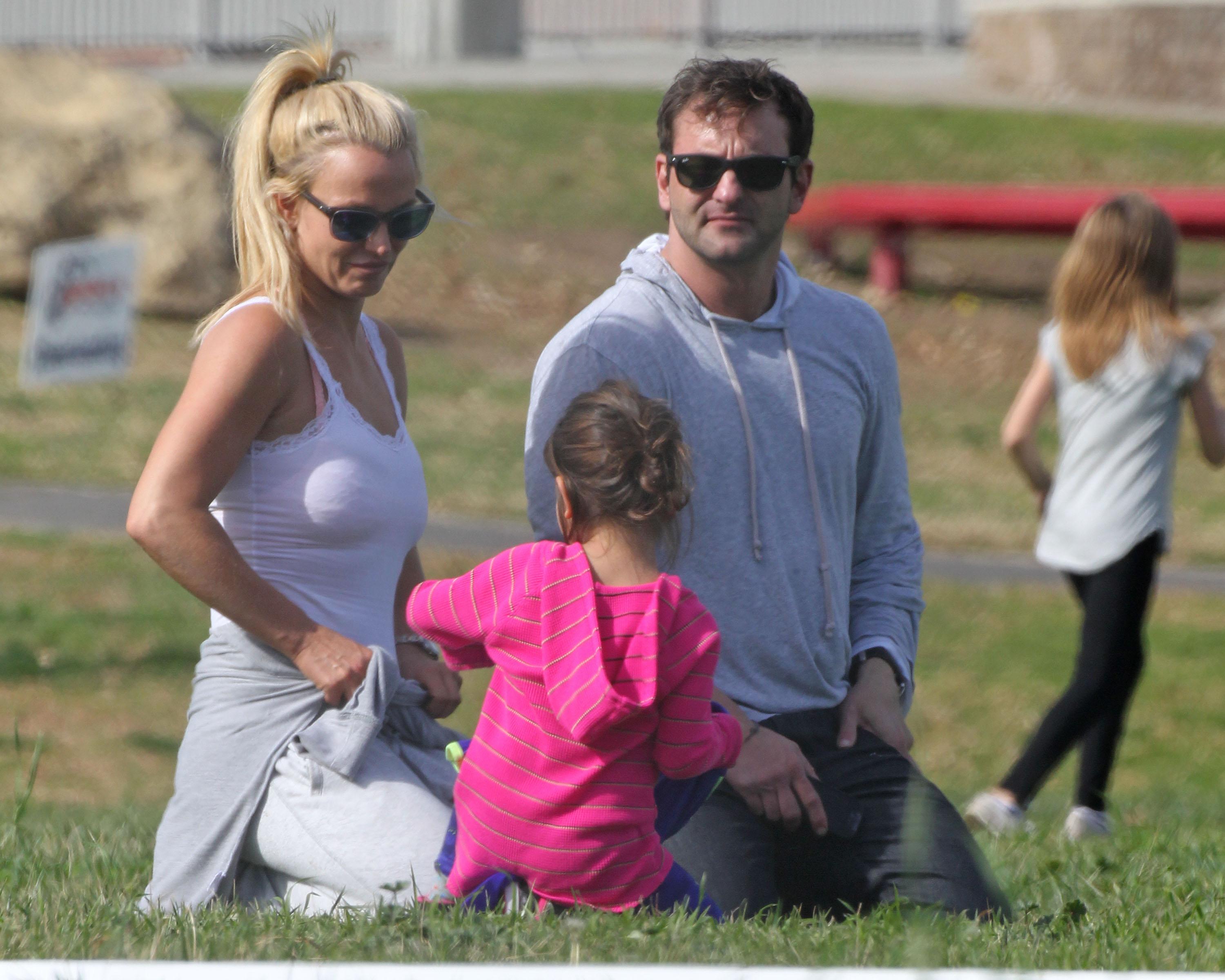 Britney spears holds hands niece sophia